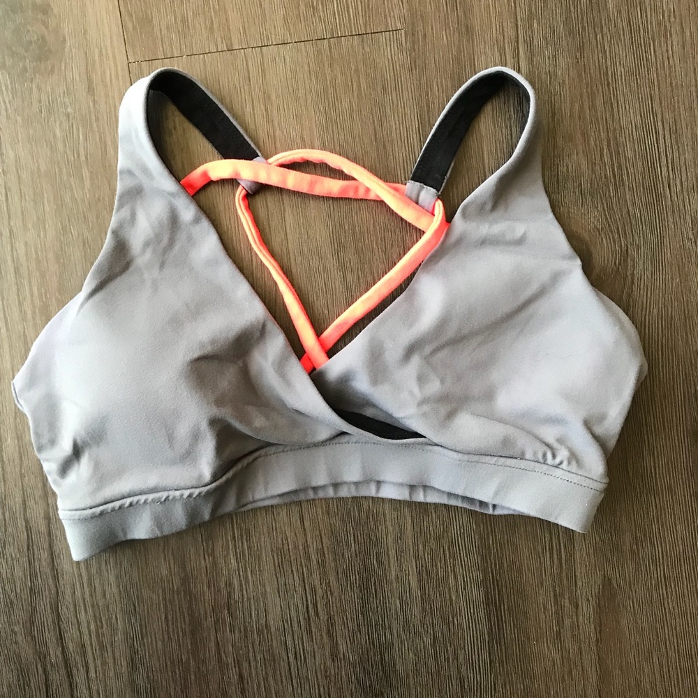 Ptula sports bra